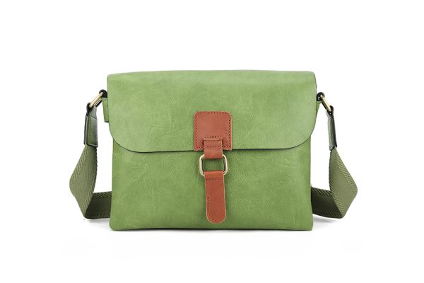 Green crossbody bag